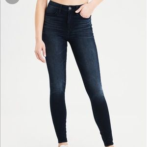 AEO- The Dream Jean Super High-Waisted Jegging